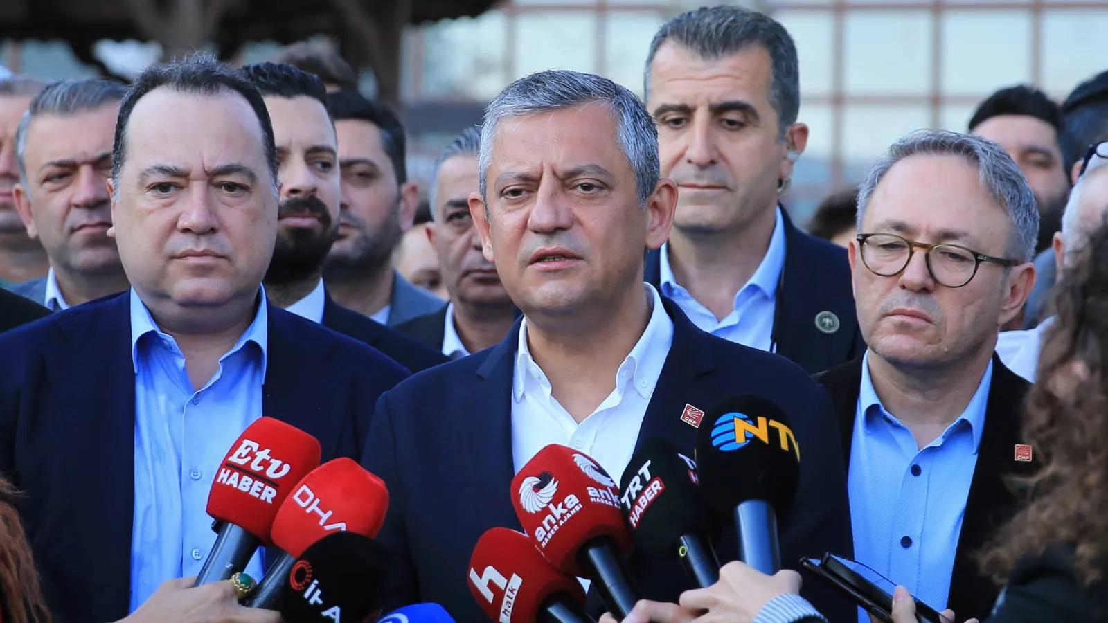 Özgür Özel: CHP’ye Yönelik Operasyonları Reddettik