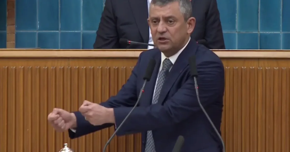 Özgür Özel: Demokrasiye ve Ekonomiye Sahip Çıkın!