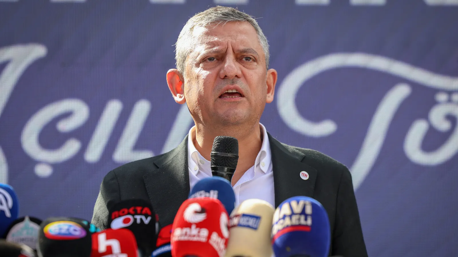Özgür Özel’den Canlı Yayın Meydan Okuması