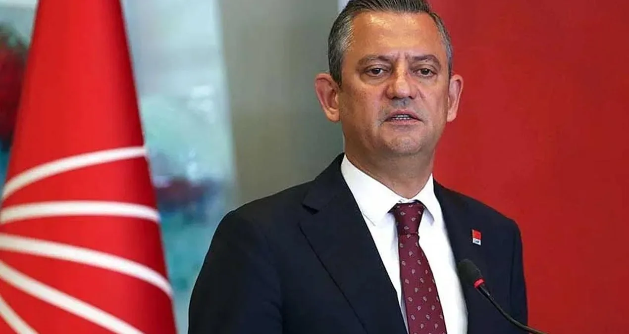 Özgür Özel’den Cumhuriyet Bayramı Kutlaması