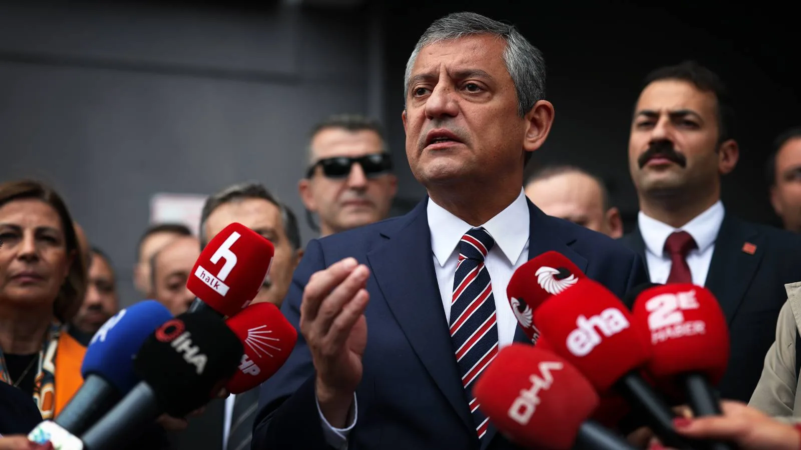Özgür Özel’den Erdoğan’a Sert Mesajlar!