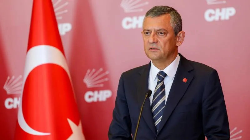 Özgür Özel’den Hakan Fidan’a Sert Eleştiriler!