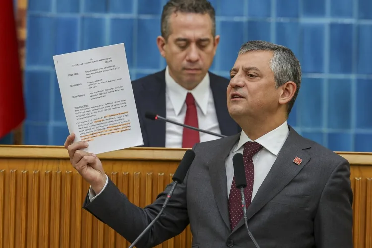 Özgür Özel’den Hükümete Sert Eleştiriler