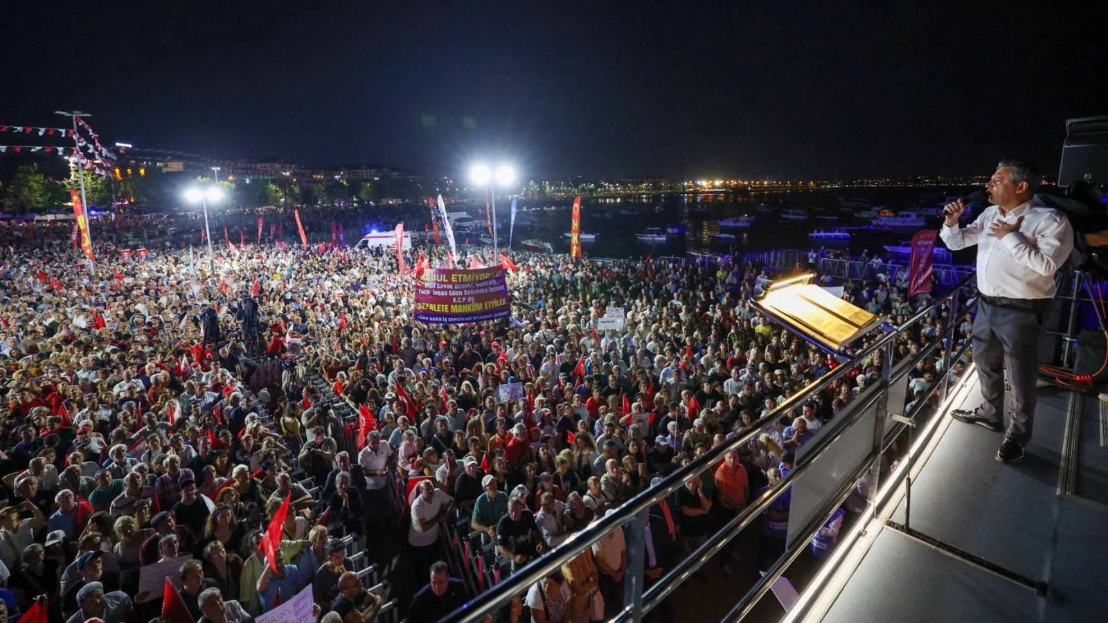 Özgür Özel’den İstanbullulara Miting Çağrısı