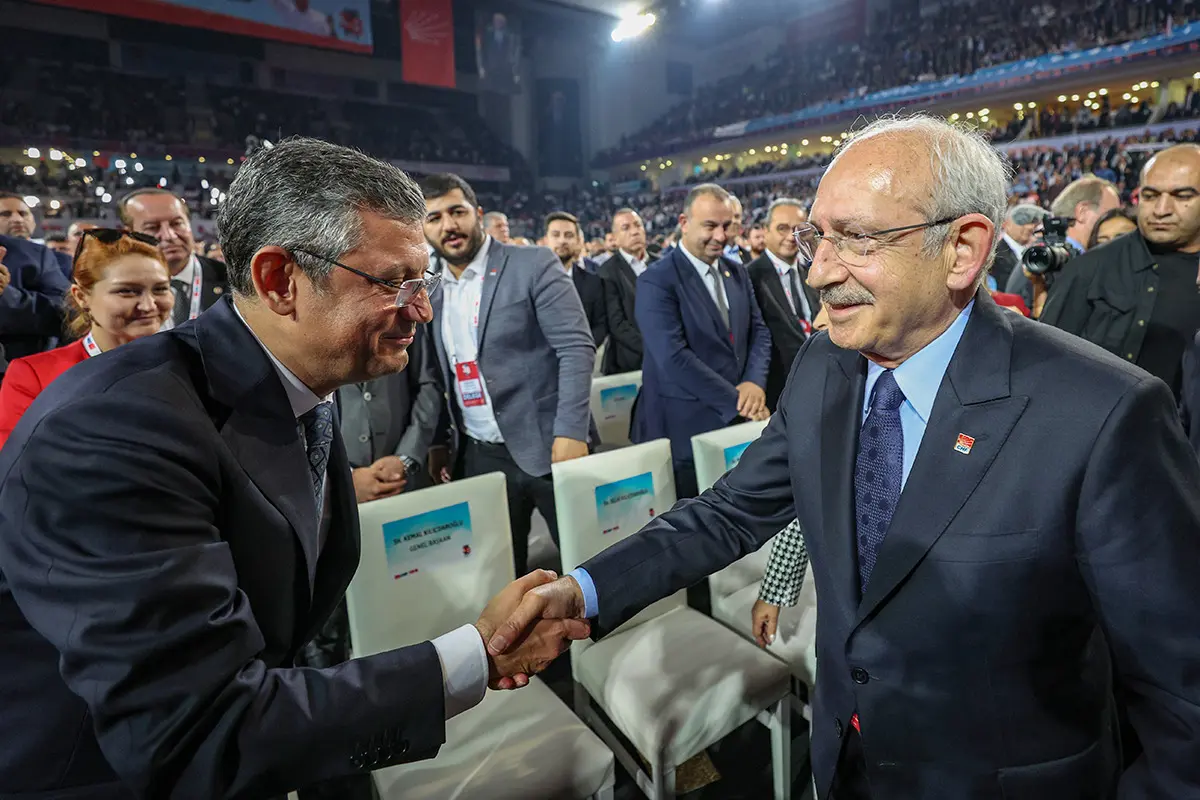 Özgür Özel in
