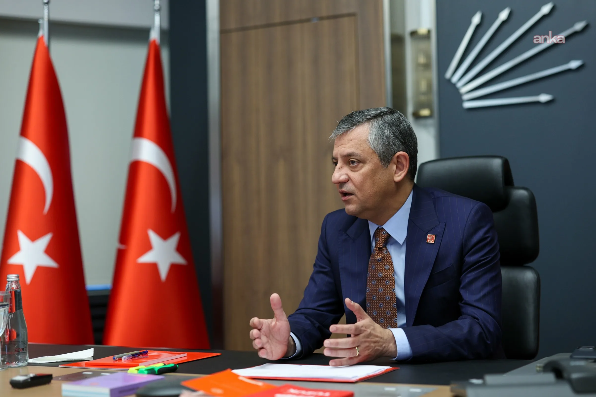 Özgür Özel’den Kılıçdaroğlu’na Yapılan Saldırıya Tepki