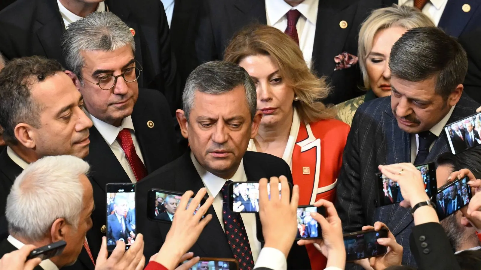 Özgür Özel’den Mansur Yavaş ve Adalet Vurgusu