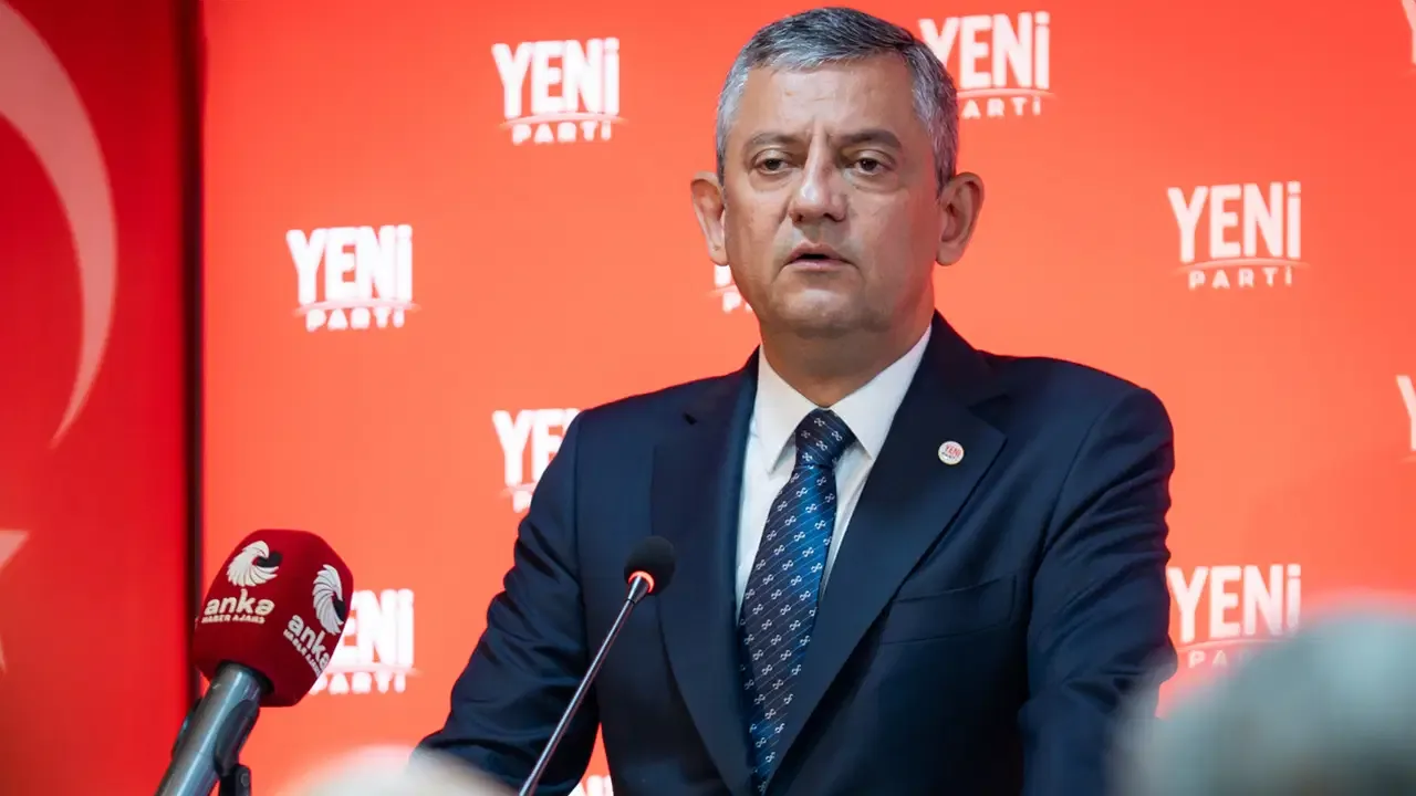 Özgür Özel’den ‘saat’li çağrı: Yarına dikkat!