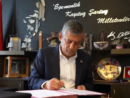 Son dakika| Özgür Özel 17 yıl sonra CHP'den istifa etti! "Yeni Parti"yi resmen duyurdu