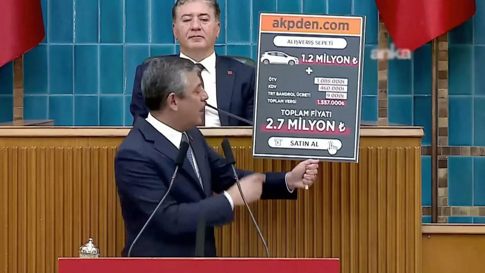 Özgür Özel’den Yeni Proje: akpden.com Duyurusu!