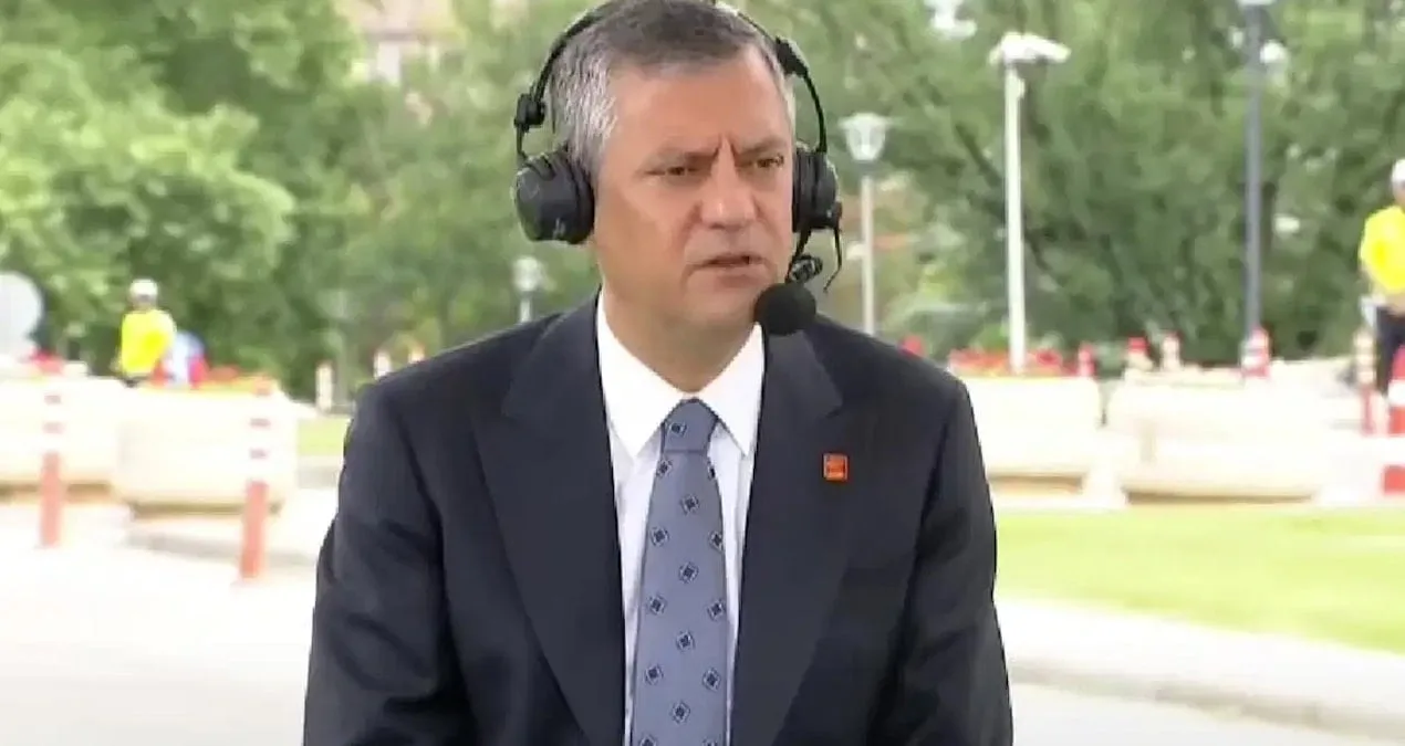 Özgür Özel: FETÖ’nün Siyasi Ayağı Temizlenmeli!