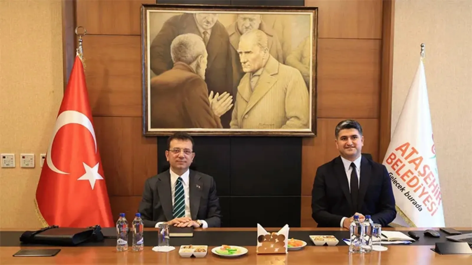 Özgür Özel, İmamoğlu ve Adıgüzel’i Ziyaret Etti