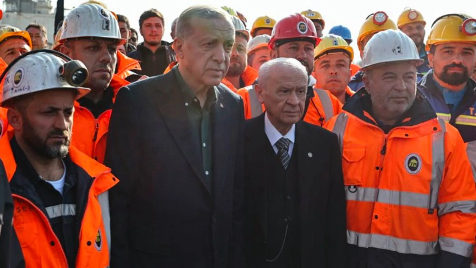 Özgür Özel’in Ardından Erdoğan ve Bahçeli Osmaniye’de