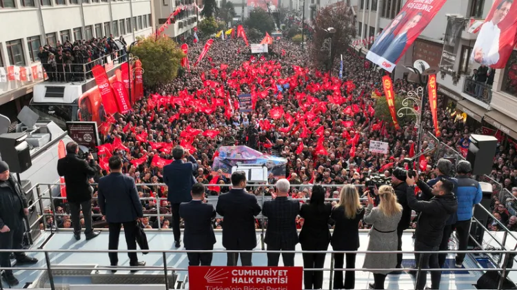 Özgür Özel: ‘Kurtuluş, ya hep beraber ya hiç!’