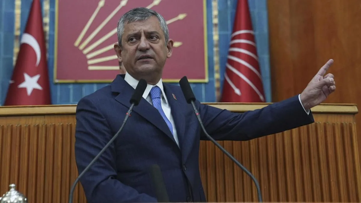 Özgür Özel: Kurultay Riski Seçimlere Etki Edebilir