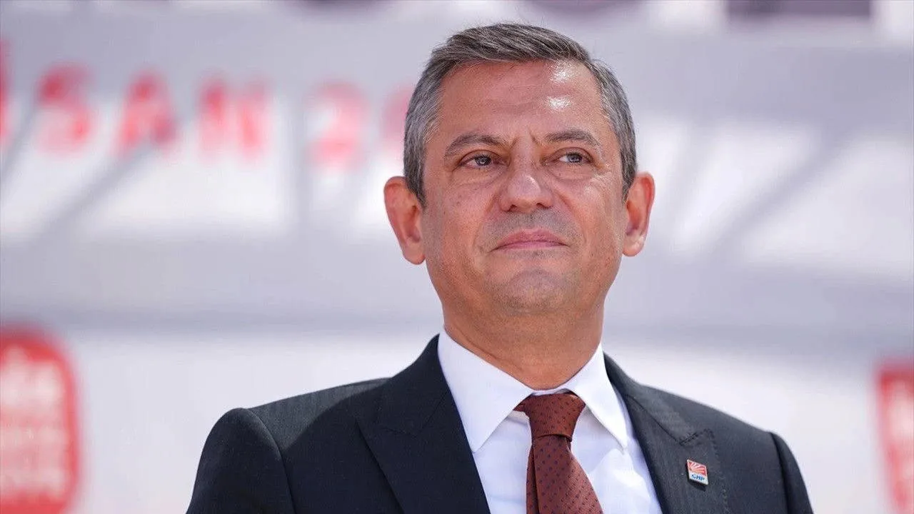Özgür Özel, Milli Takımları Tebrik Etti!