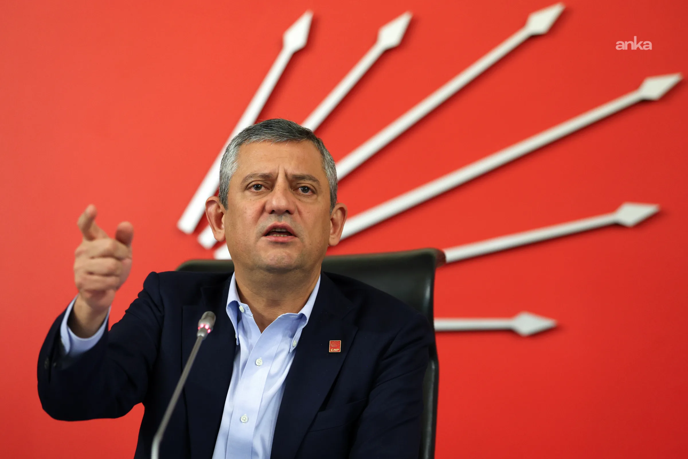 Özgür Özel: ‘Parti Hukukunu Zedeletmeyeceğim’