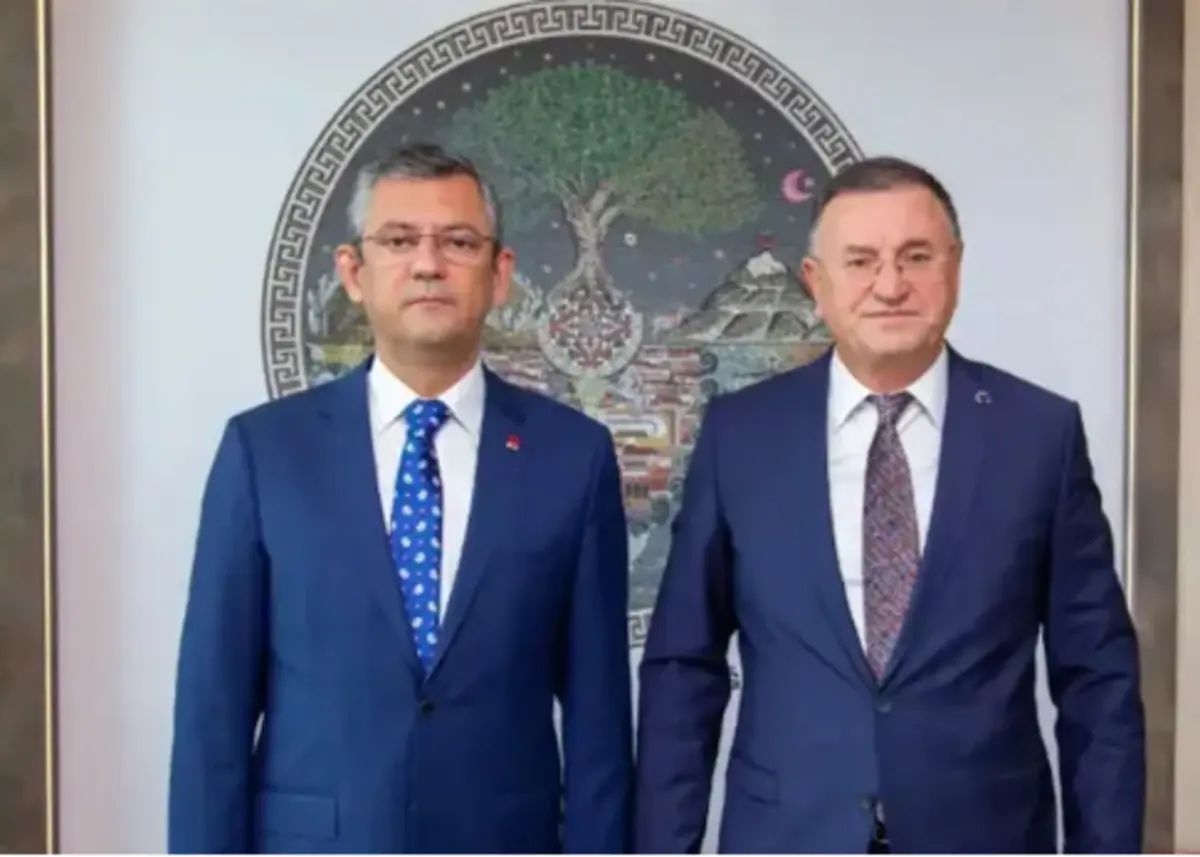 Özgür Özel in Lütfü Savaş pişmanlığı: