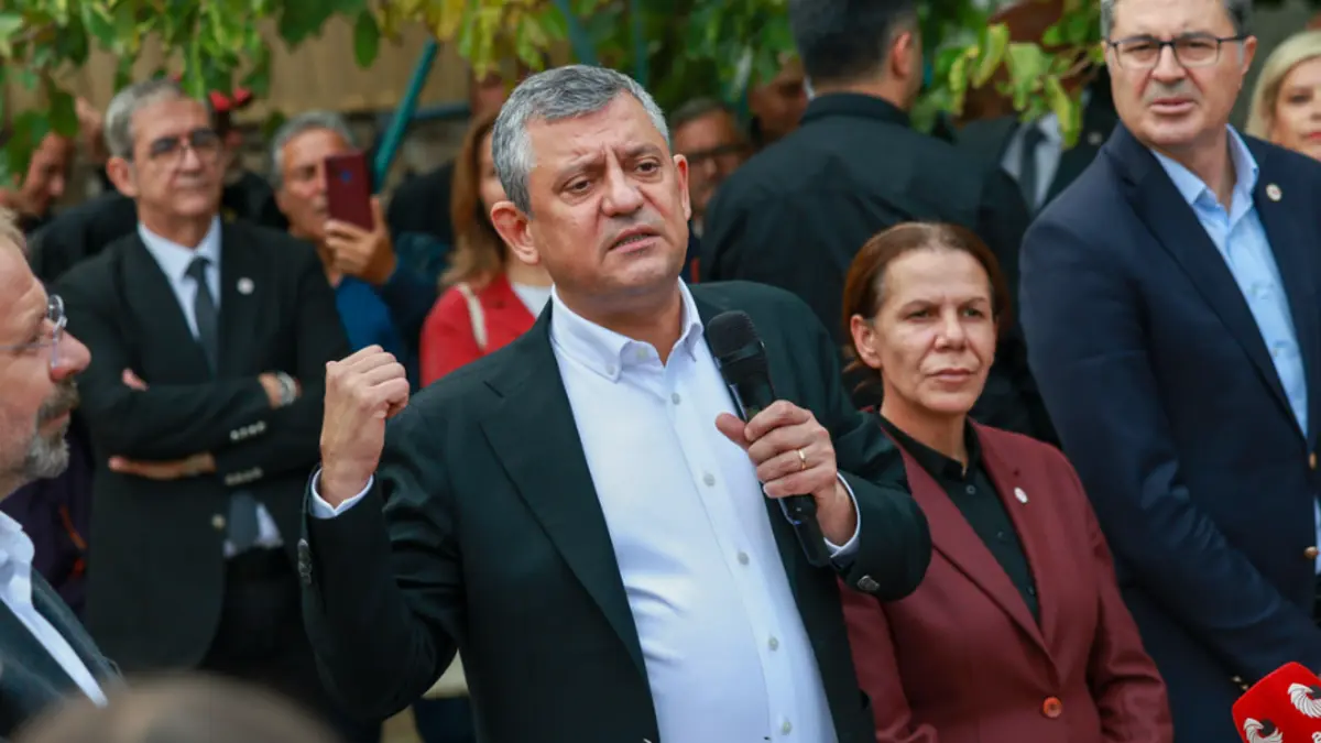 Özgür Özel: "Seçimin de değişimin de zamanı gelmiştir"
