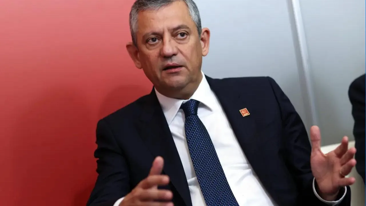 Özgür Özel: Türkiye’de Demokrasi Tehlikede!