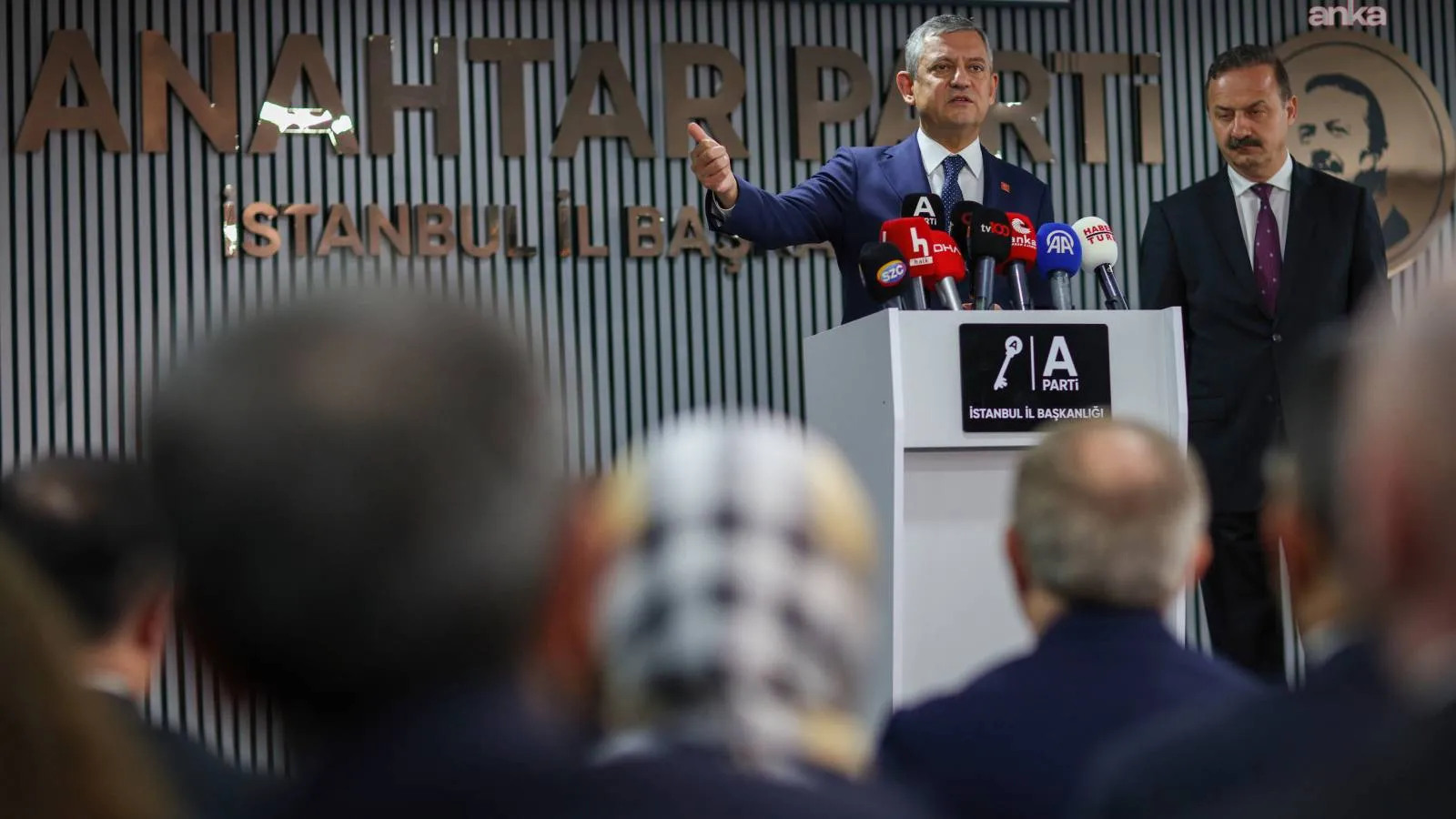 Özgür Özel: Türkiye’de Seçim Demokrasi İçin