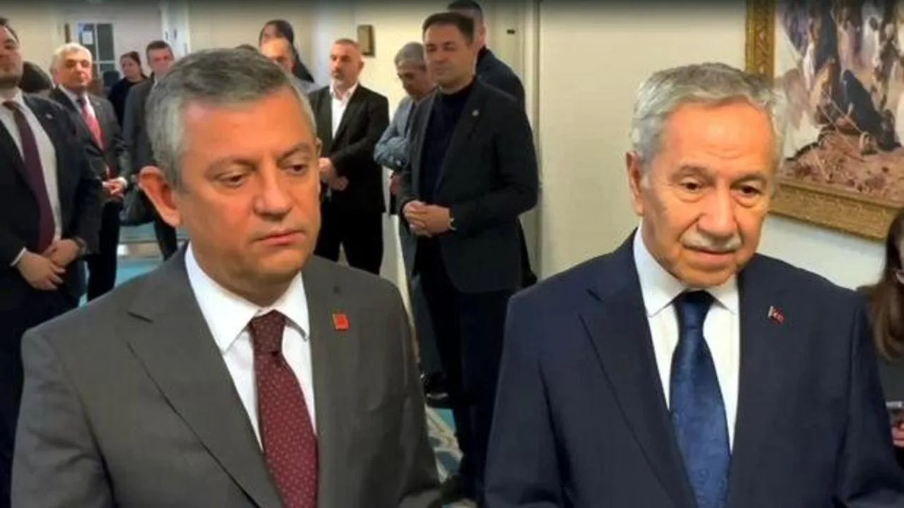 Özgür Özel ve Bülent Arınç’tan Ramazan Buluşması