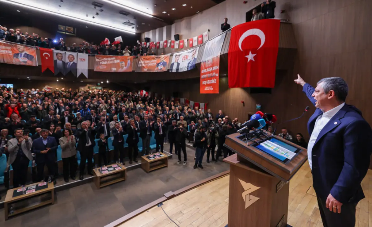 Özgür Özel: 14 kere üst üste kaybedenden genel başkan olmaz 2