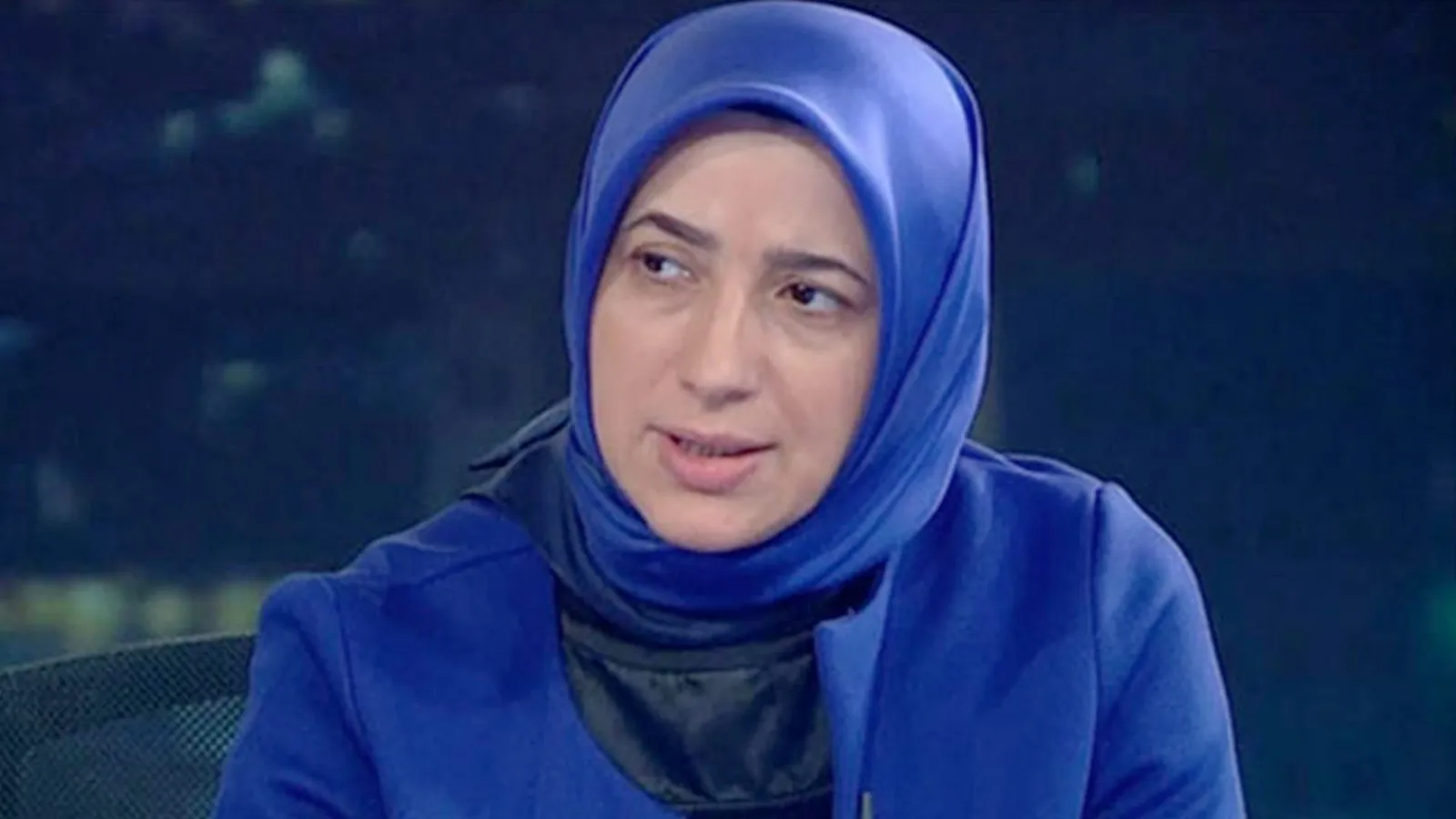 Özlem Zengin: Muhalefet Popülarite Peşinde!