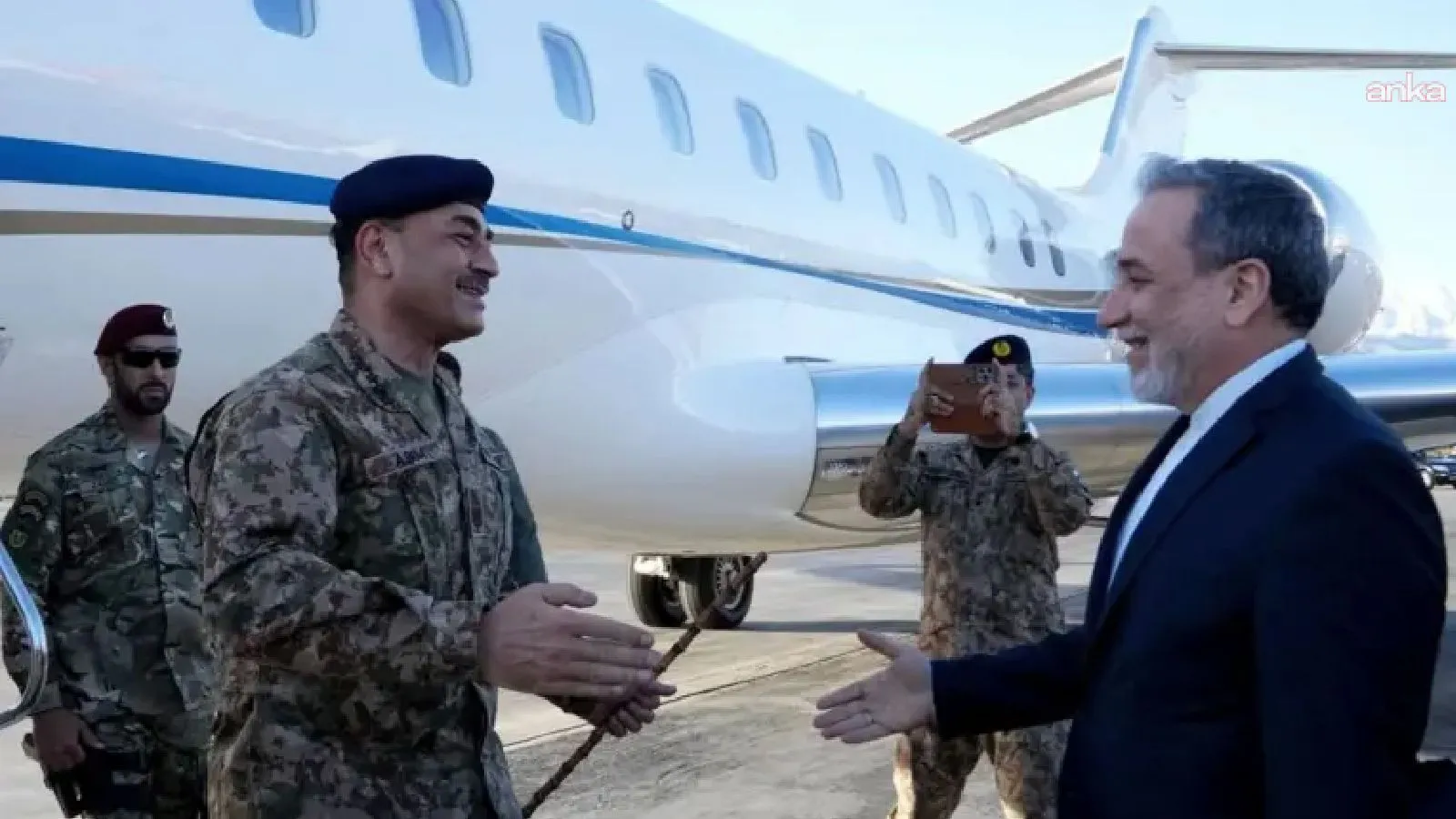 Pakistan Heyeti, İran’da Diplomatik Temaslar Başladı