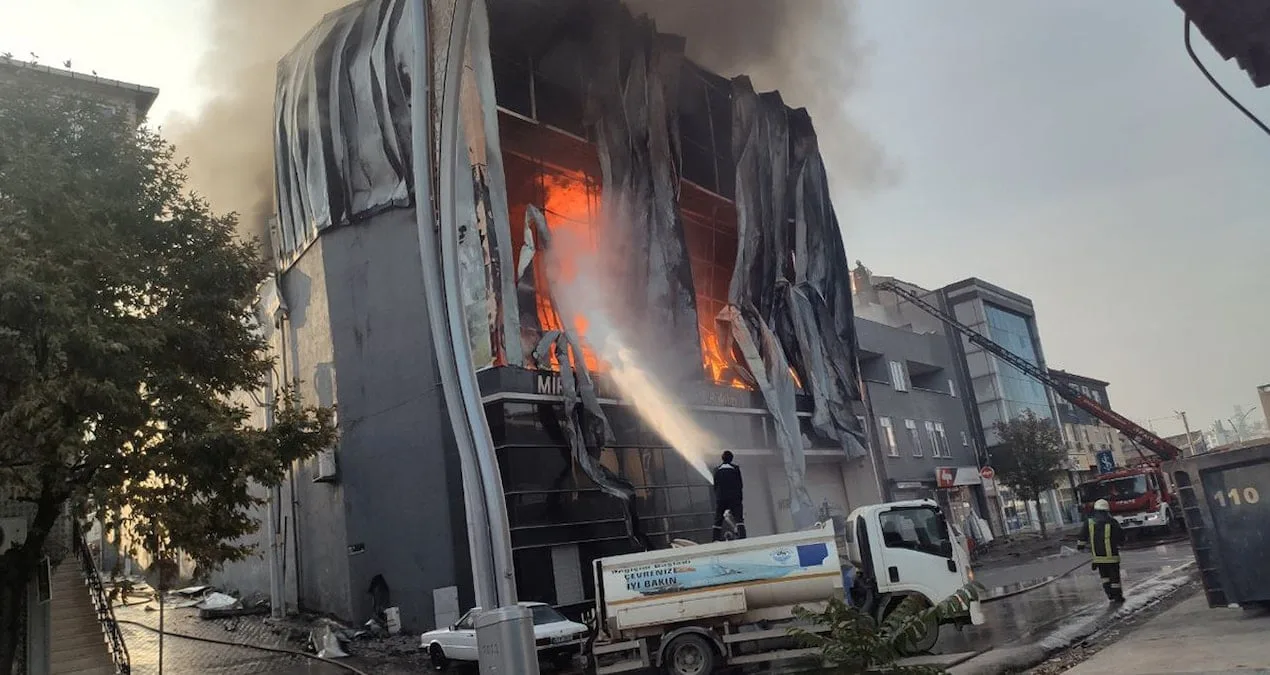 Parfüm Deposundaki Yangın: CİMER Şikayetleri Ortaya Çıktı