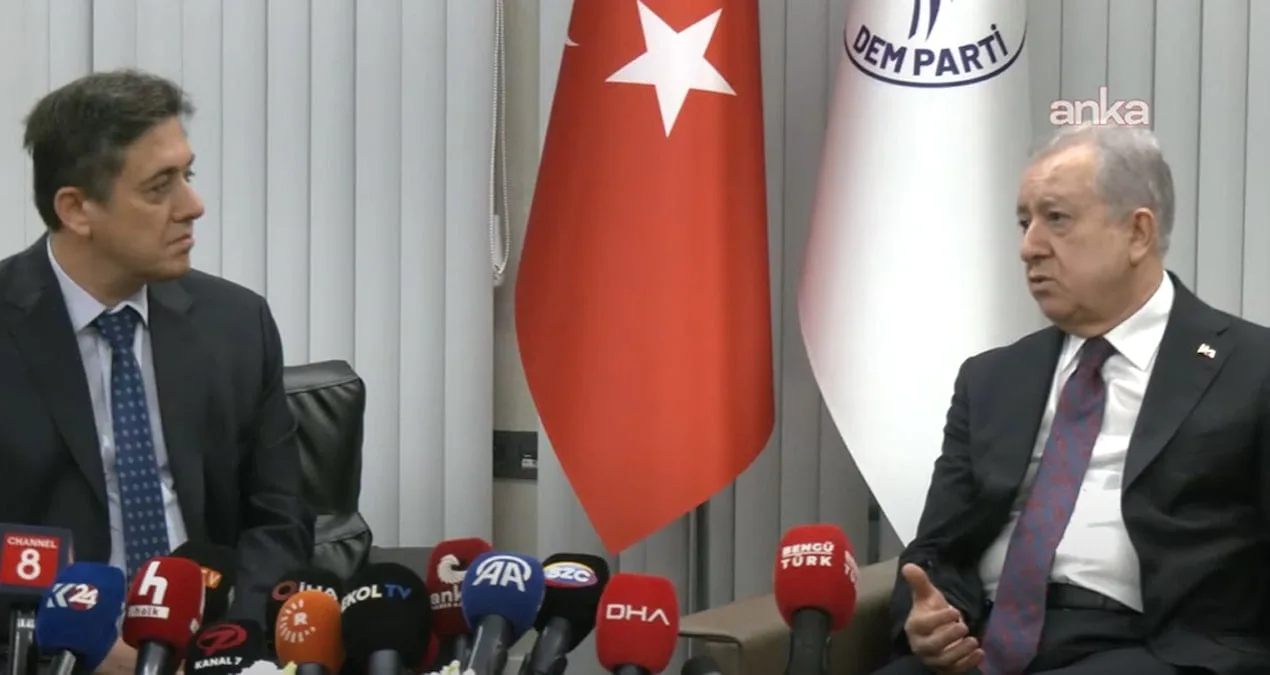 Parti Heyetleri Bayramda Kucaklaşıyor, CHP Yok!