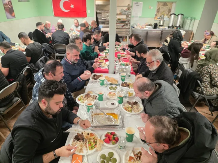 Paterson’da Fırat Çakıroğlu Anma İftarı Yapıldı