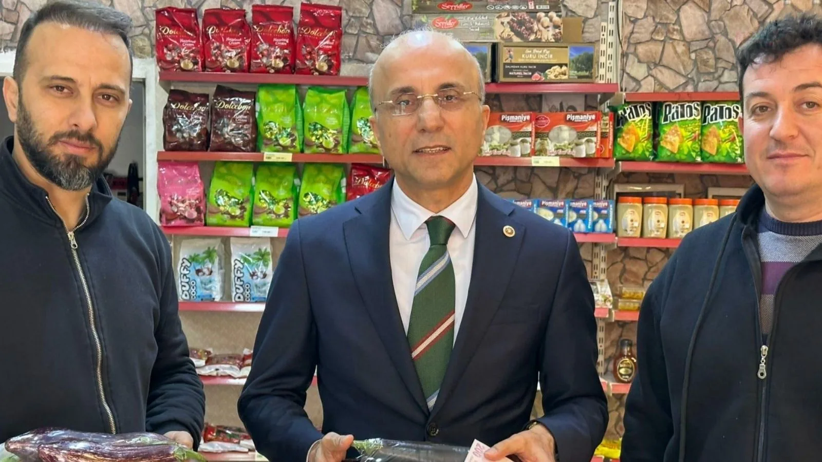 Patlıcan Fiyatı 249 TL: Ekonomik Çöküş Alarmı!
