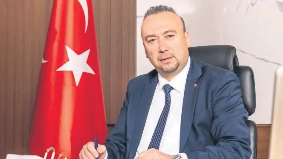 Pavyoncu Sevgiliye Belediye’den İş İmkanı!