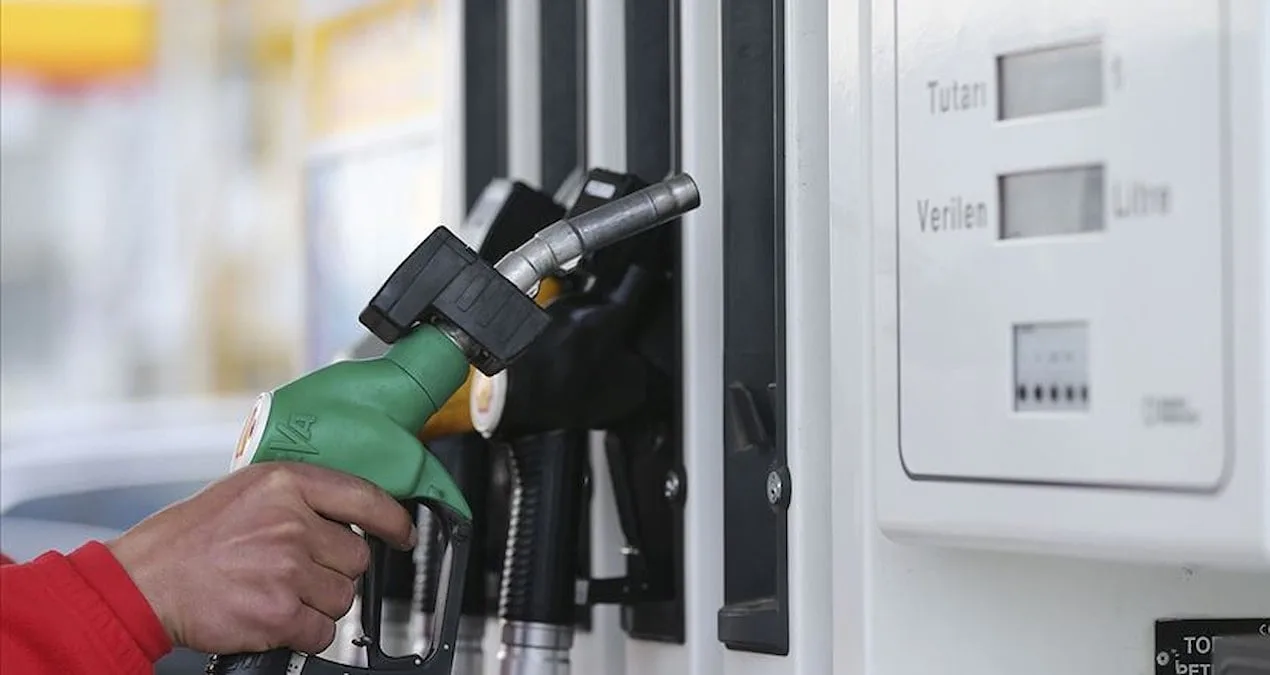 Petrol Fiyatları Zirveye Ulaşıyor: Tarihi Zam!