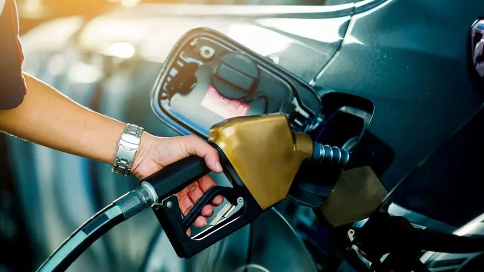 Petrol Fiyatlarında 5 TL İndirim Beklentisi!