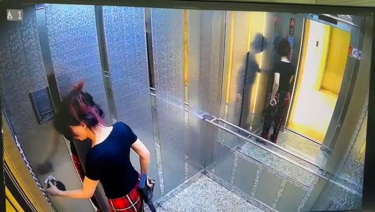 Eline pompalıyı aldı, pijamasıyla dehşet saçıp geri evine döndü 2