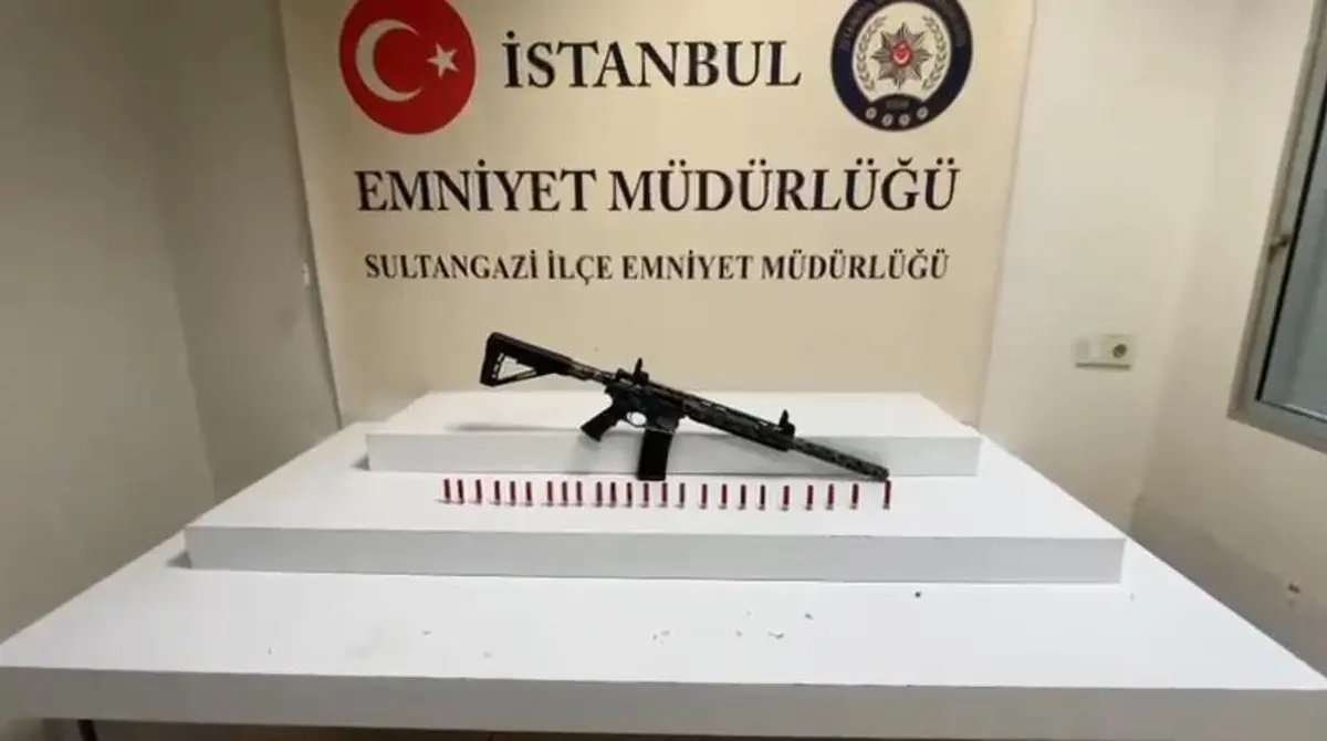 Eline pompalıyı aldı, pijamasıyla dehşet saçıp geri evine döndü 5