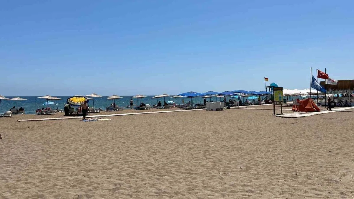 Plajda Kum Fırlatma Krizi: İki Şüpheli Gözaltında