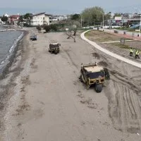 Plajlar yaza hazır hale getiriliyor Plajlar yaza hazır hale getiriliyor