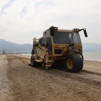 Plajlar yaza hazır hale getiriliyor Plajlar yaza hazır hale getiriliyor