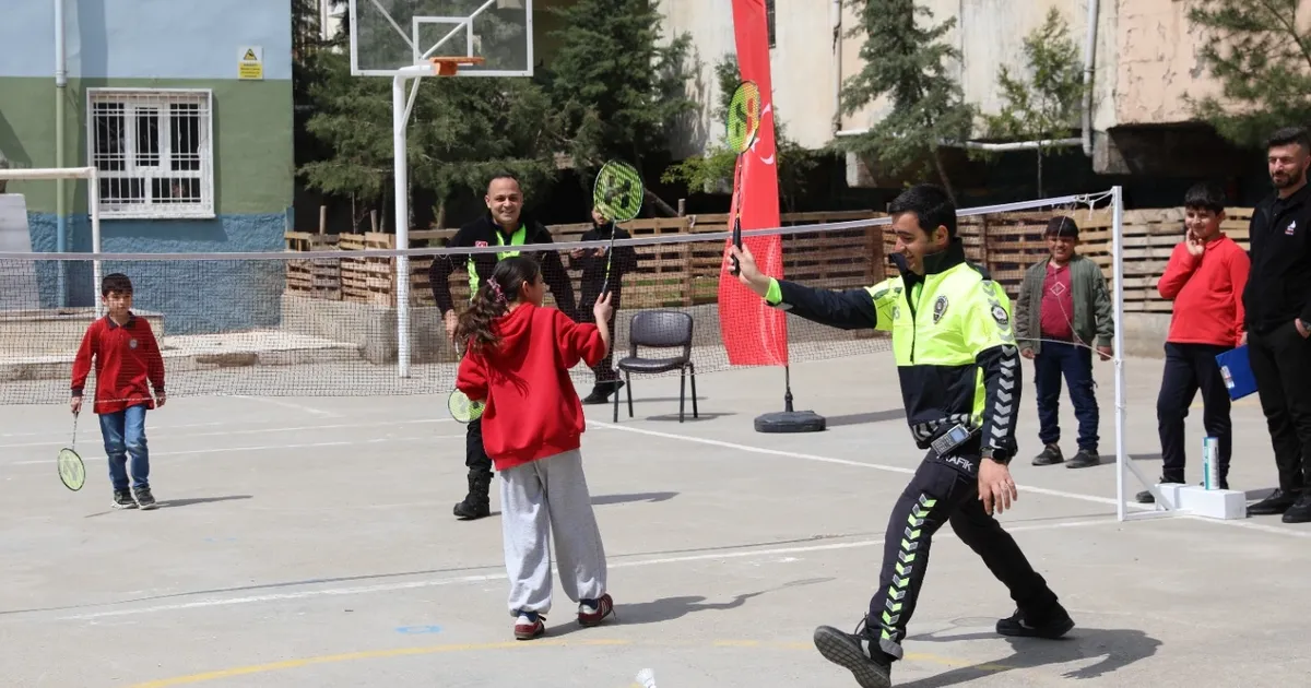 Polis Haftası’nda Mardin’de Dostluk Maçı Heyecanı!