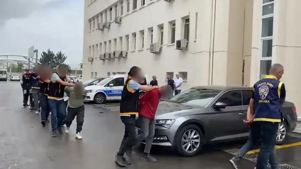 Polis Memurlarına Saldırı: 4 Şüpheli Tutuklandı!