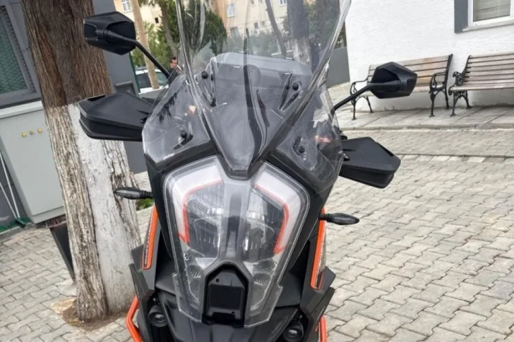 Polis Sireni Takan Sürücüye Sert Ceza!