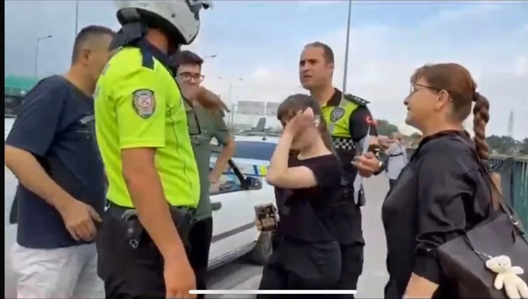 Polis, YKS’ye Geciken Kızı Zamanında Ulaştırdı!