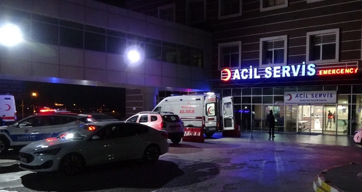 Polisin Takip Ettiği Araç, Genç Kızı Vurdu!