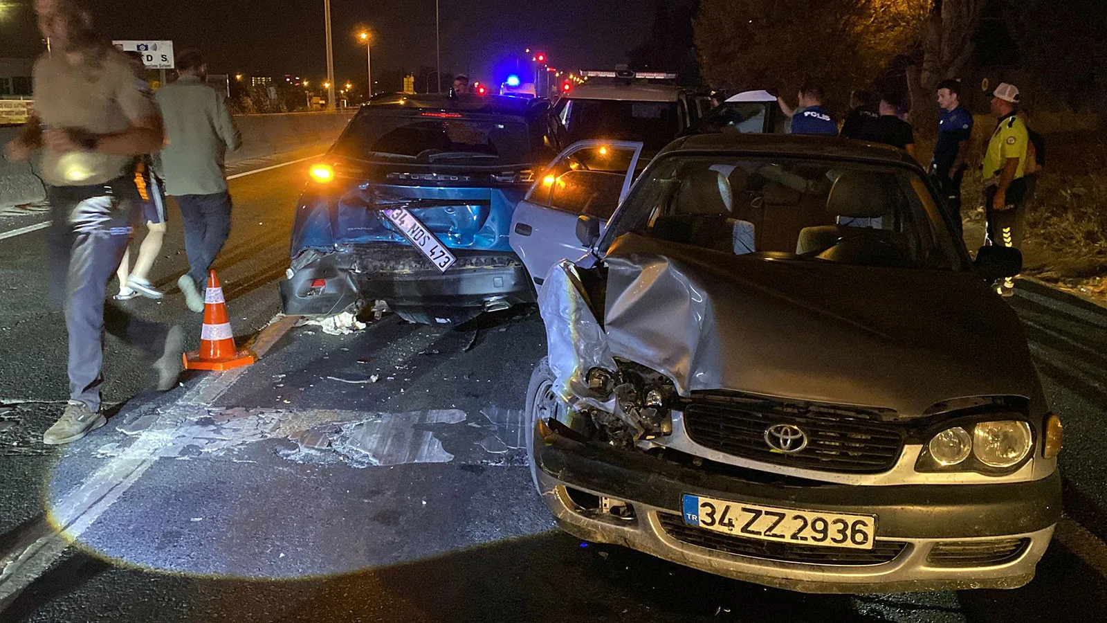 Polisten Kaçan Sürücünün Araçta 9 Kaçak Göçmen!