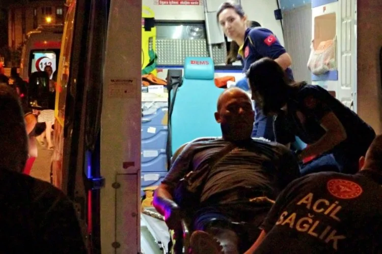 Portakal Tartışması Kanlı Bitti: 2 Yaralı!