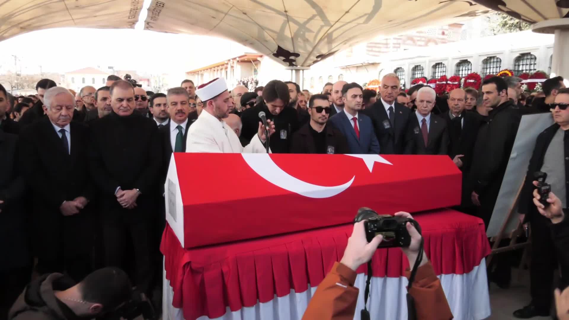 Prof. Dr. İlber Ortaylı Son Yolculuğuna Uğurlandı