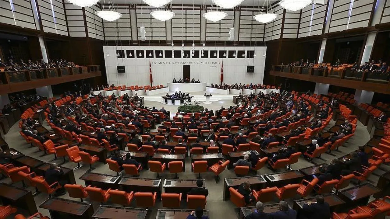 Profesörlük İçin Süre Kısalıyor: Yeni Düzenleme